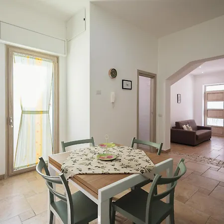 Uliva Dimora Marina Vakantiehuis *